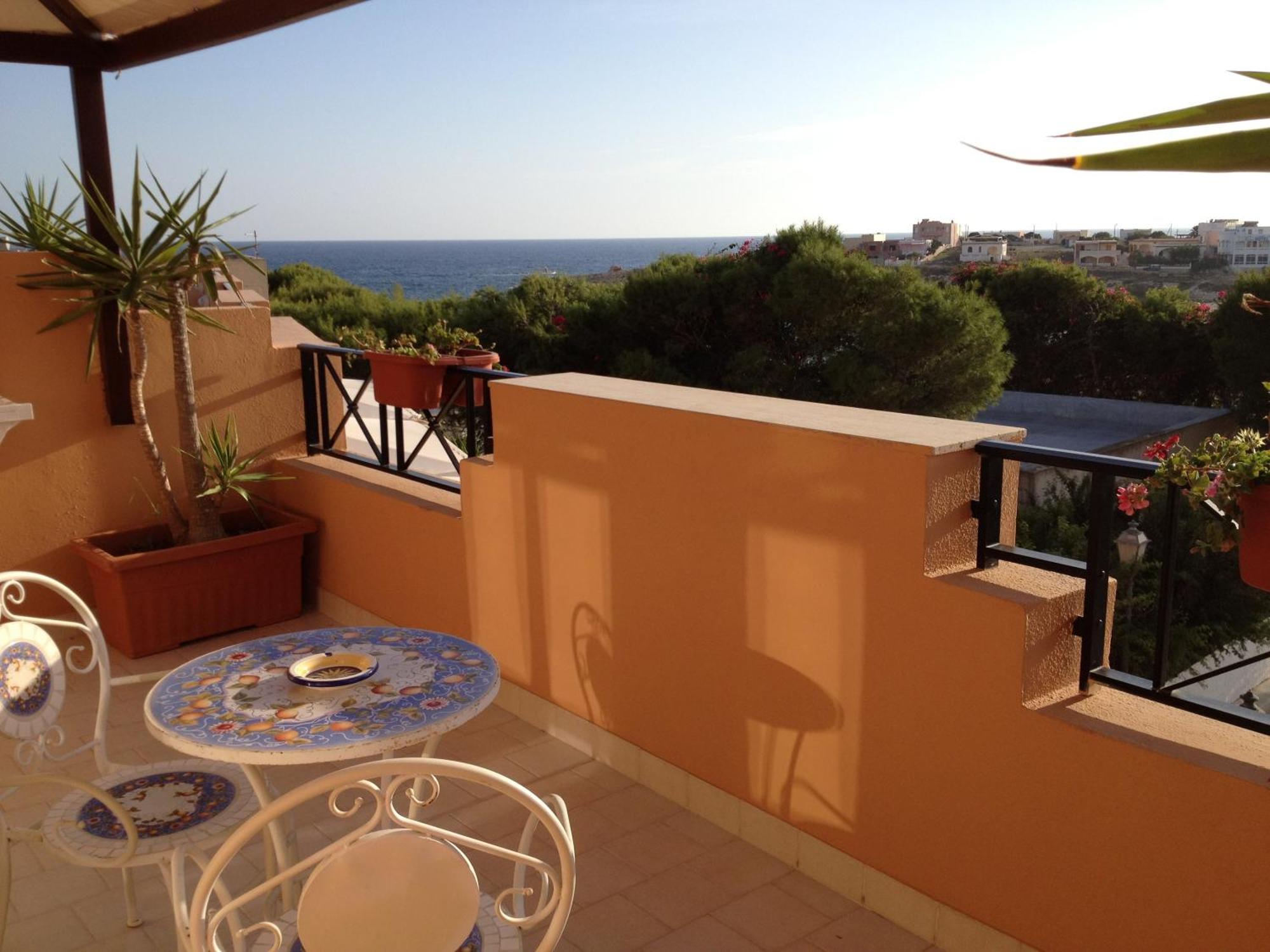 Hotel Medusa Lampedusa Exterior photo